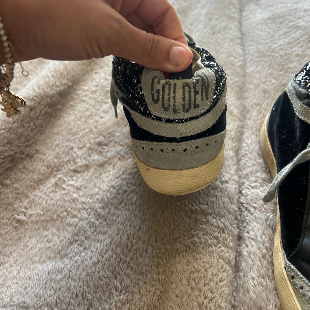 Golden Goose Black and Gray Mid Star Sneakers - Picture 4 of 8